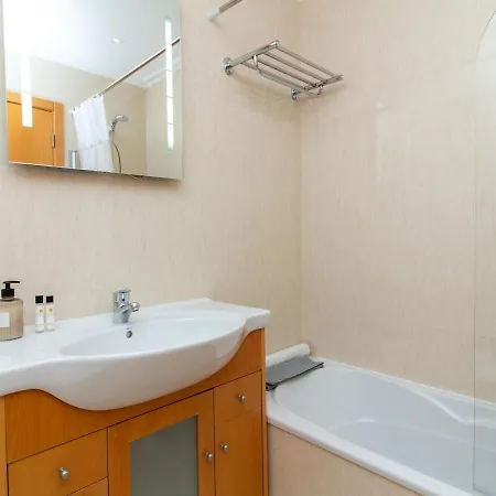 White 62 House - Private Terrace & Албуфейра