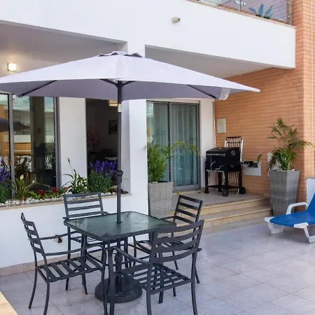 White 62 House - Private Terrace & * アルブフェイラ