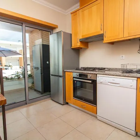 White 62 House - Private Terrace &